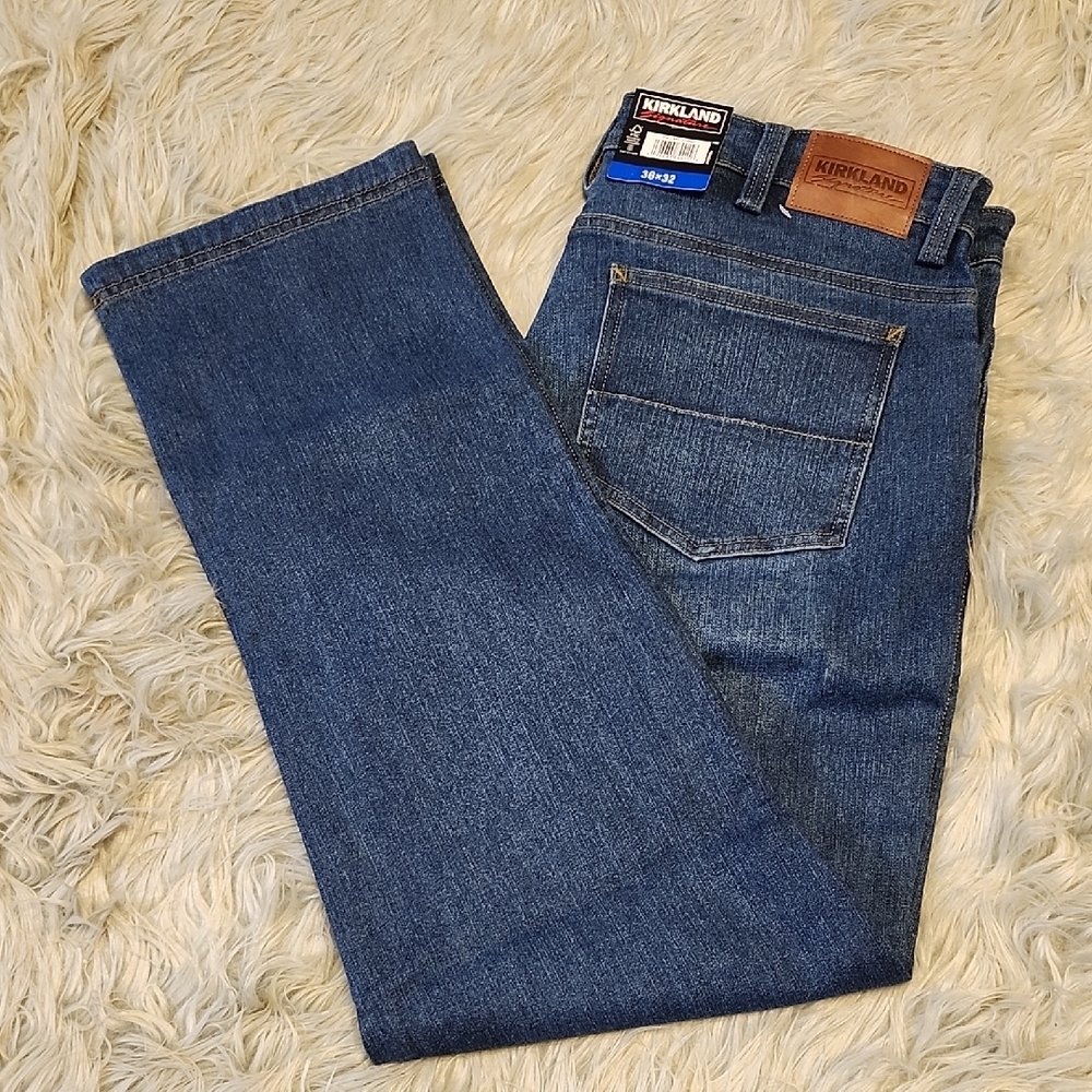 Kirkland Signature Men's Straight Blue Jeans